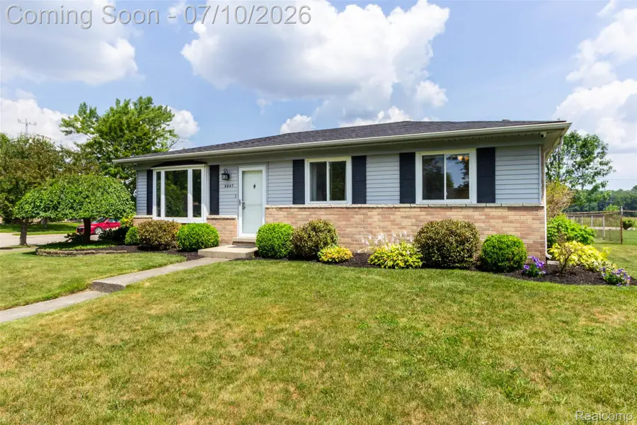 9807 Fairbanks Street, Belleville, MI 48111 - #2