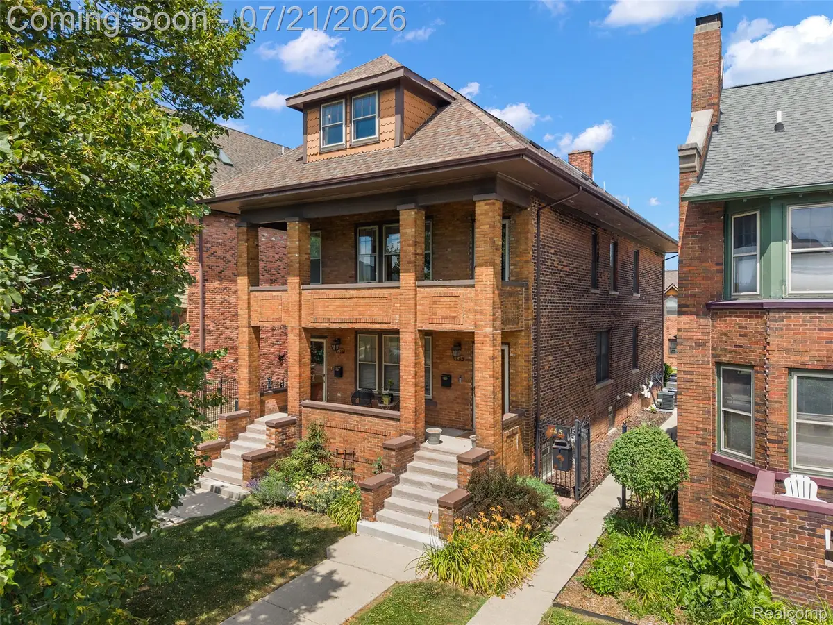 443 E Ferry Street, Detroit, MI 48202 - #1