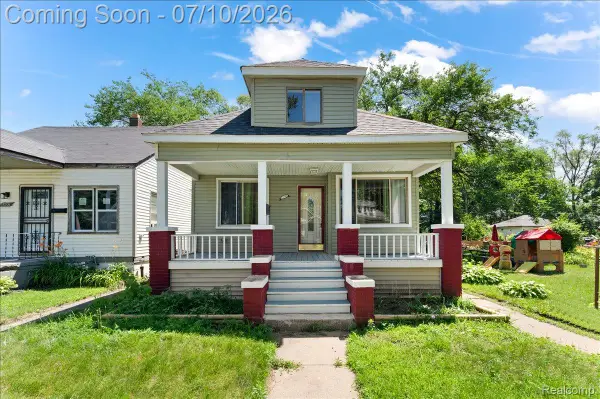 17196 Shields Street, Hamtramck, MI 48212