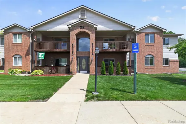 45720 Prairiegrass Court, Belleville, MI 48111