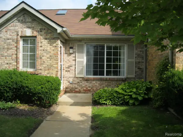 138 Countryside Lane, Highland, MI 48357