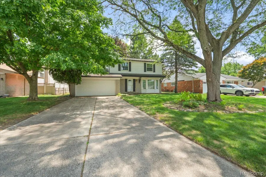 23370 Brandywynne Street, Southfield, MI 48033 - #3