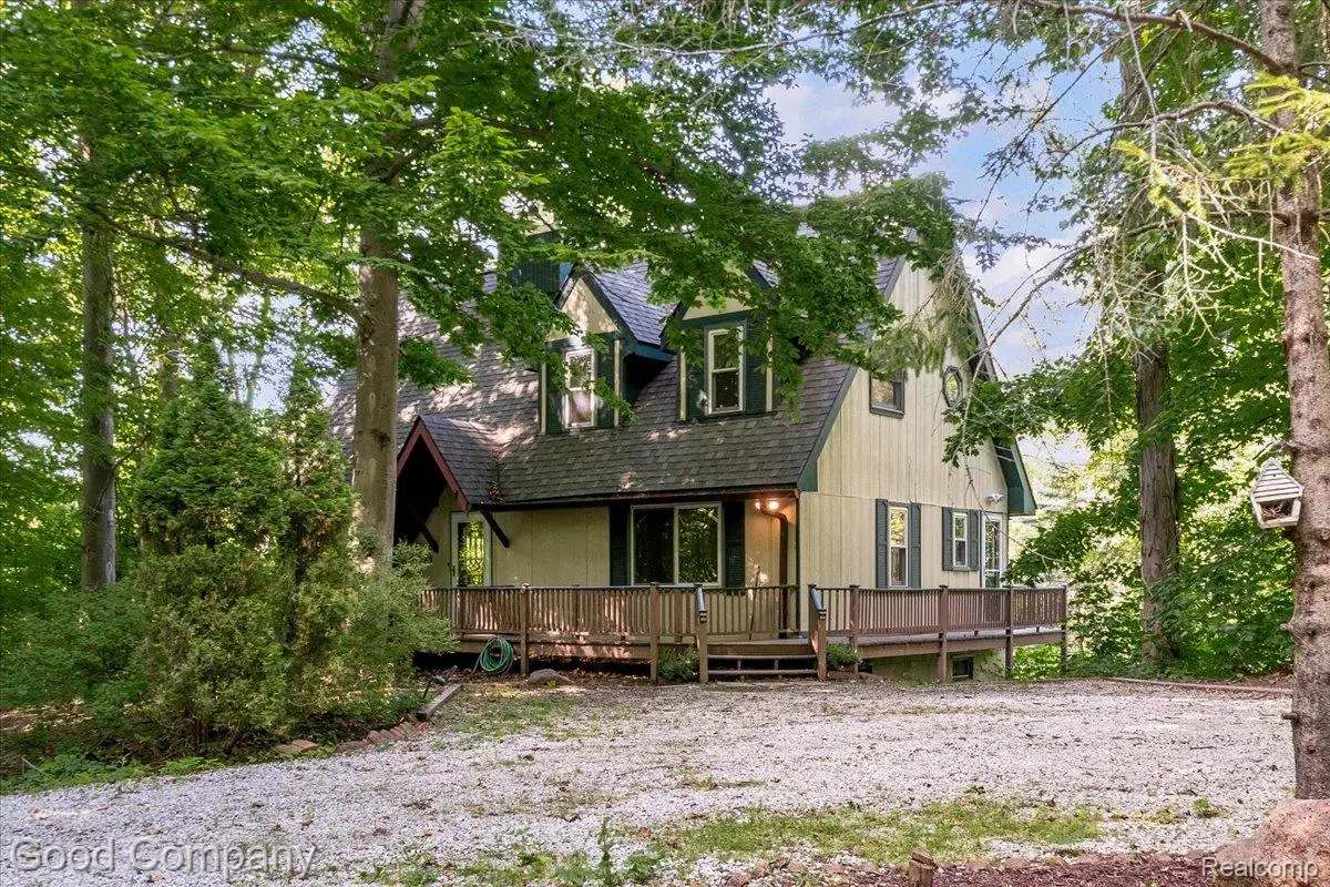 8569 Stonegate Drive, Northville, MI 48168 - #1