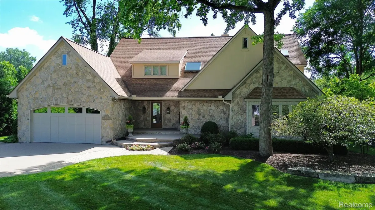 935 Pleasant Street, Birmingham, MI 48009 - #1