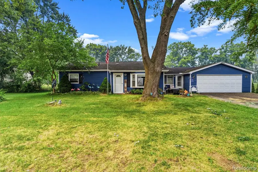 6479 Nightingale Drive, Flint, MI 48506 - #3