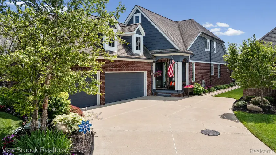 10812 Waterfall Court, Green Oak, MI 48178 - #3