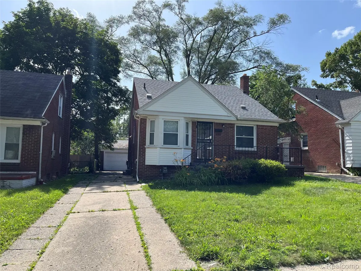 18307 Shaftsbury Avenue, Detroit, MI 48219 - #1