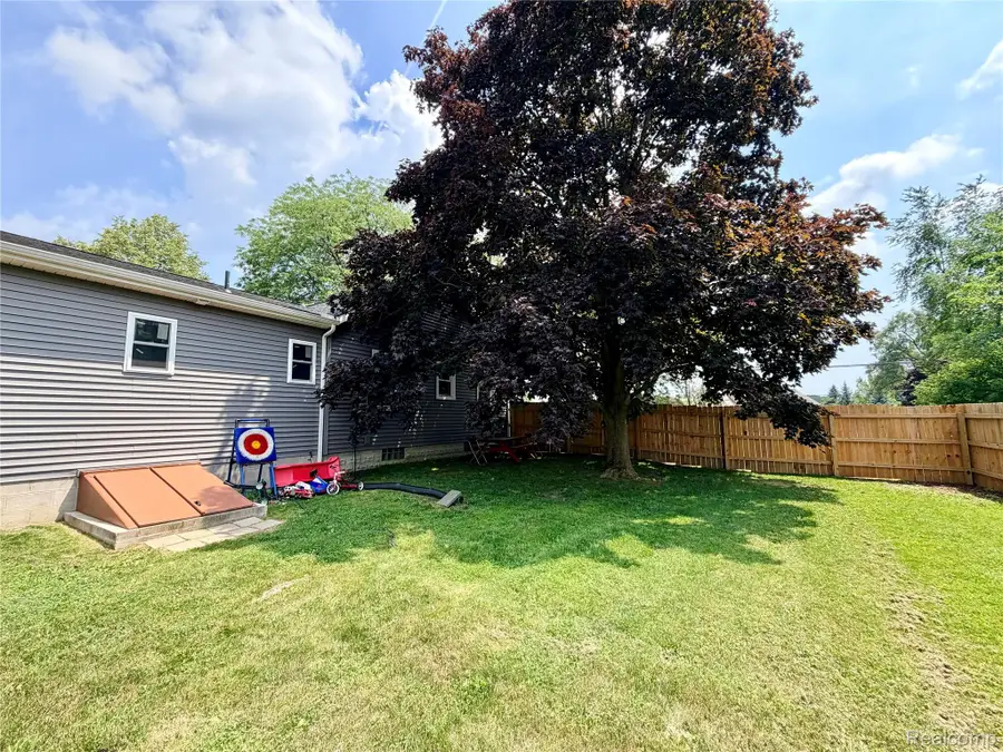 3840 E Dunbar Road, Monroe, MI 48161 - #3