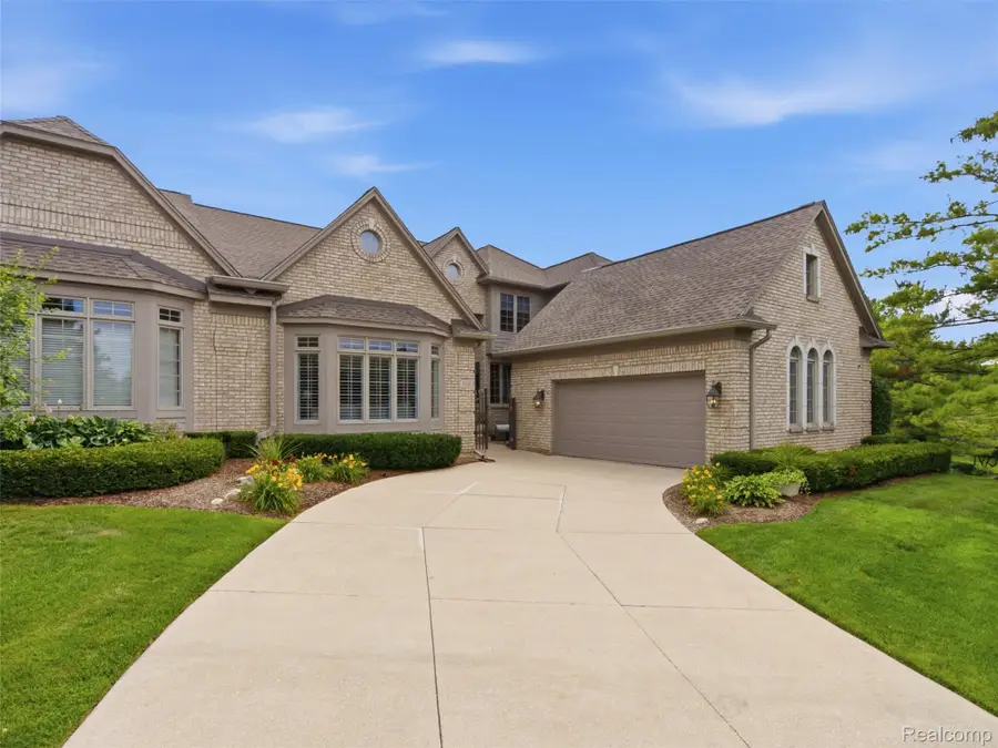 6728 Cascade Court, Clarkston, MI 48348 - #2