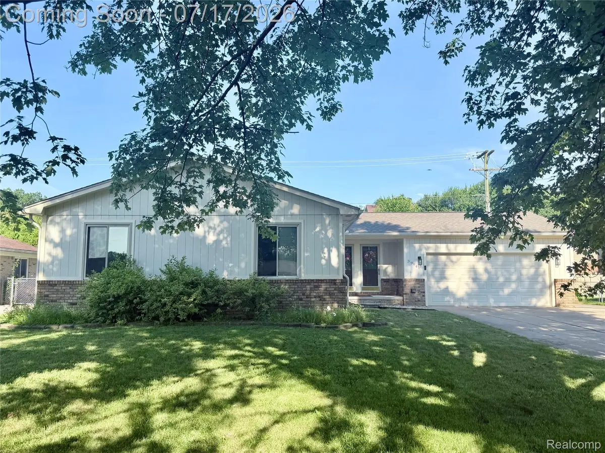 39941 Bridgeview Street, Harrison, MI 48045 - #1