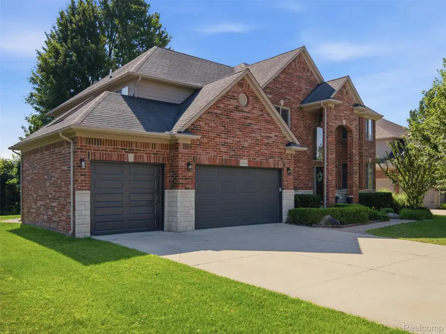 39218 Nautical Lane, Harrison Township, MI 48045 - #2