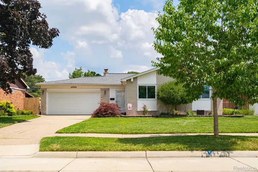14926 Hix Street, Livonia, MI 48154 - #2