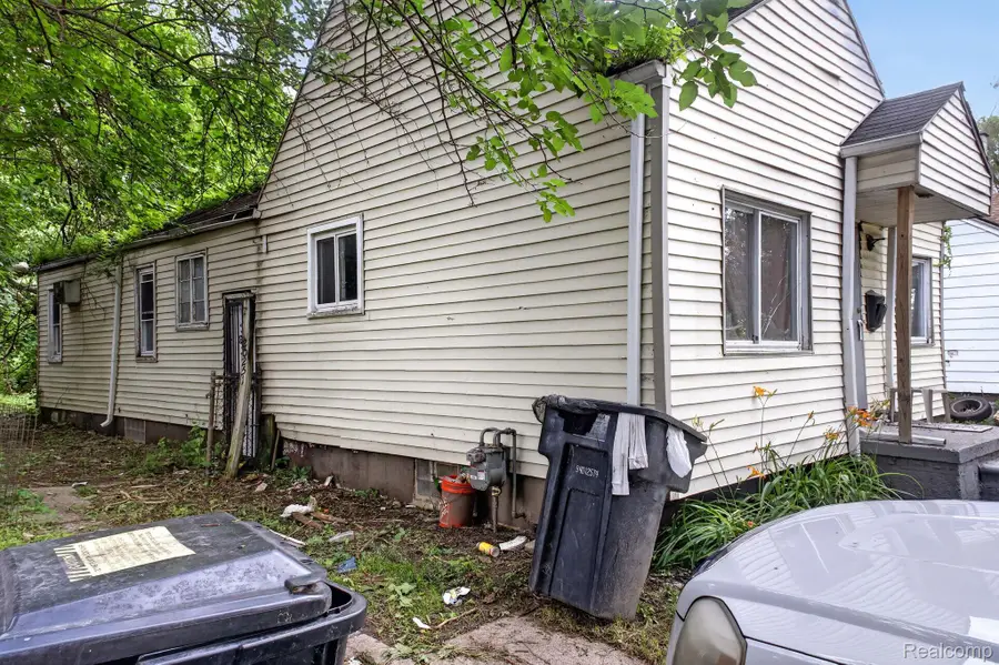 20251 Chapel Street, Detroit, MI 48219 - #2