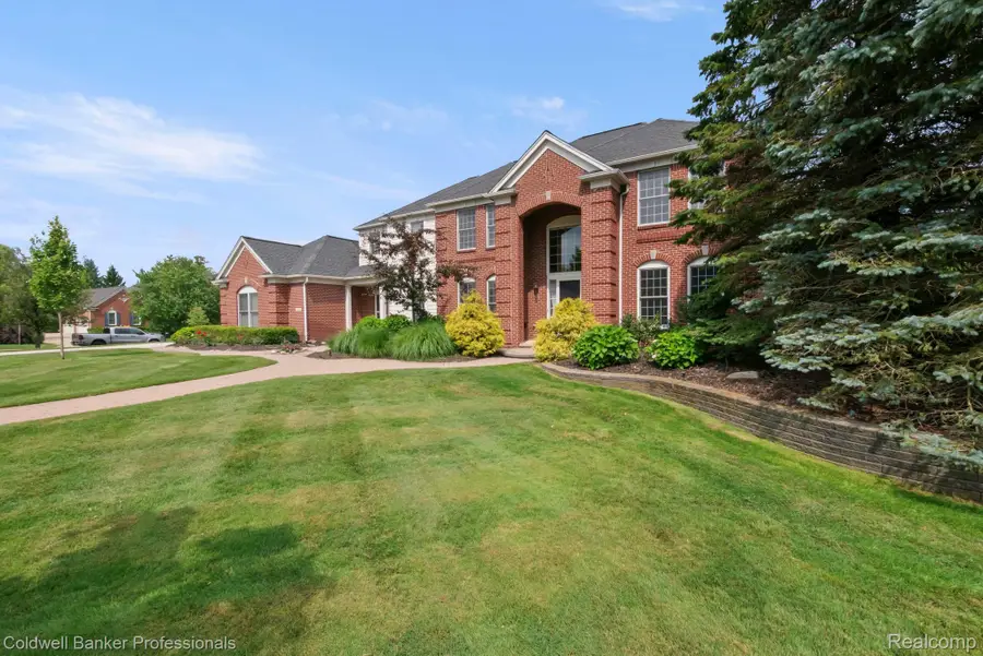 11460 Maple Valley Drive, Plymouth, MI 48170 - #2