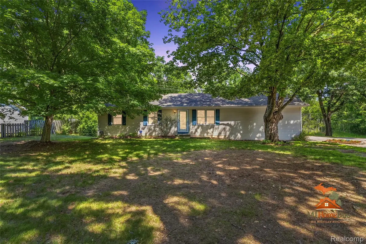 11231 Mcgregor Road, Pinckney, MI 48169 - #1