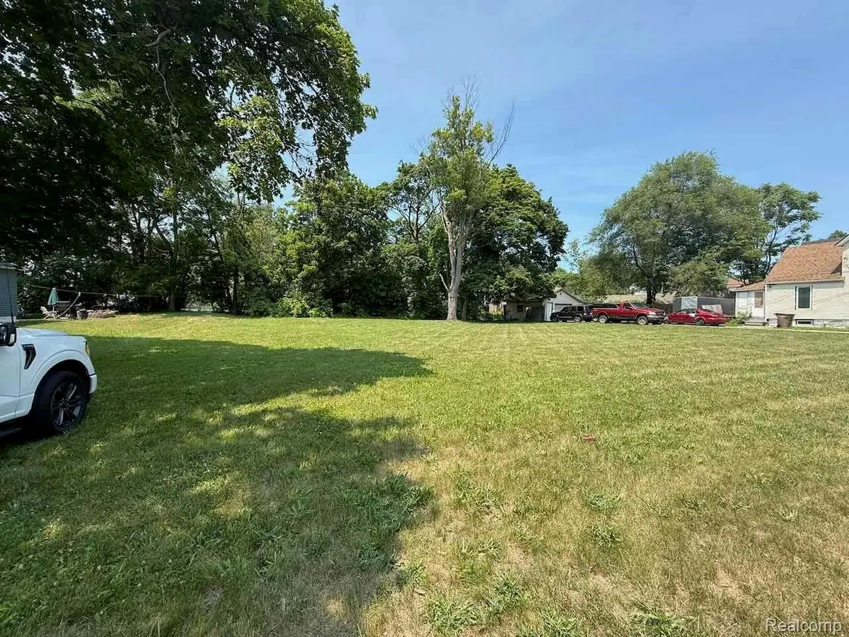 353 N Perry Street, Pontiac, MI 48342 - #1