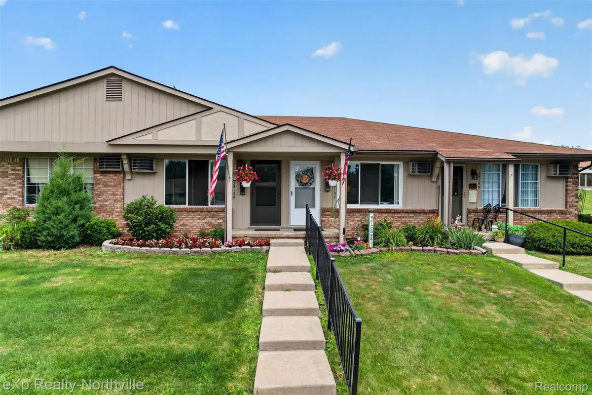 25157 Franklin Terrace #7, South Lyon, MI 48178 - #1