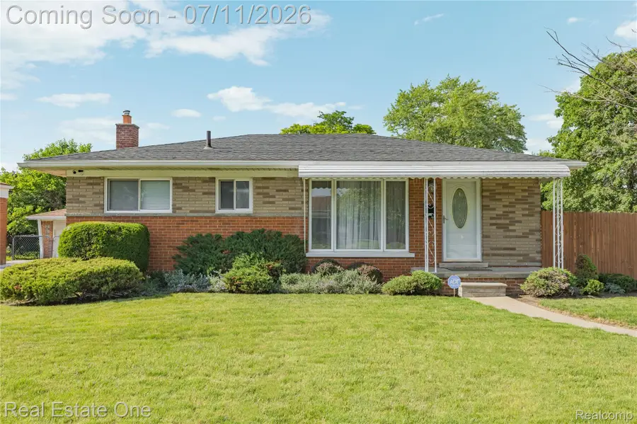 11927 Engleman Road, Warren, MI 48089 - #2