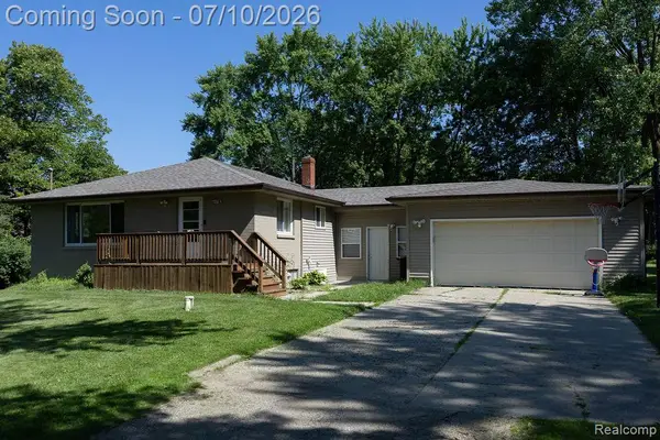5052 Beecher Road, Flint, MI 48532