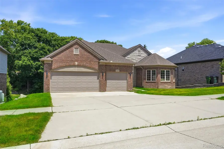 7419 Park Terrace Lane, Shelby, MI 48317 - #2