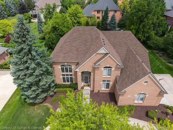 44026 Deep Hollow Circle, Northville, MI 48168