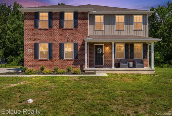 2360 Scenic Hollow Drive, GrandBlanc, MI 48439