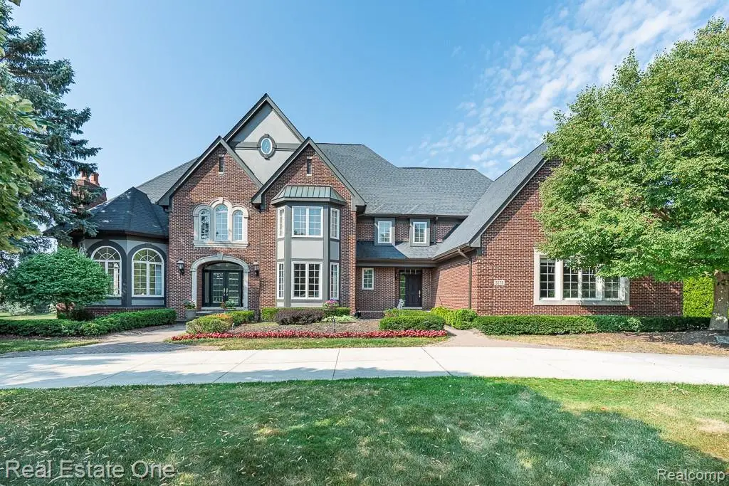 5575 Murfield Drive, Rochester, MI 48306 - #1