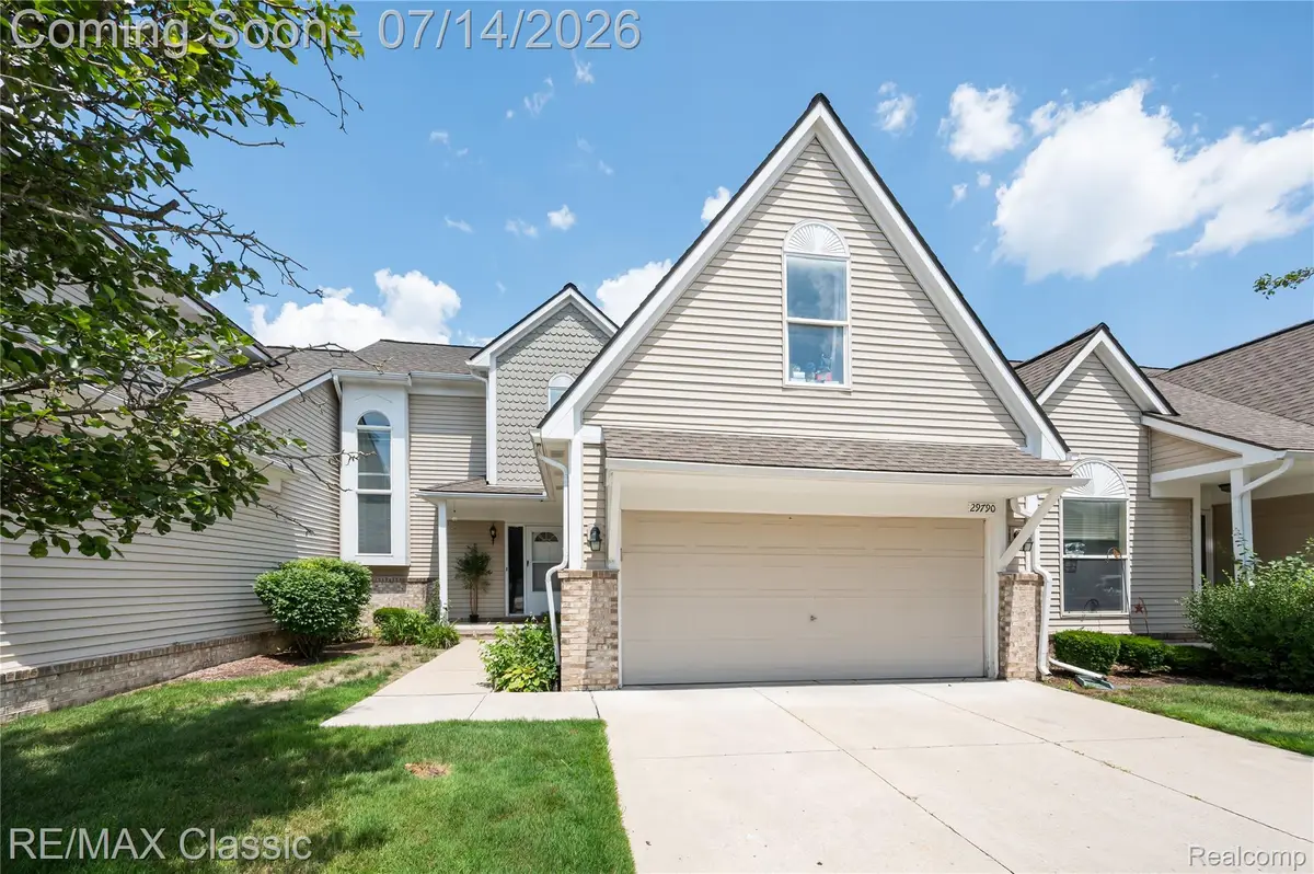 29790 Palmer Court, Farmington Hills, MI 48336 - #1