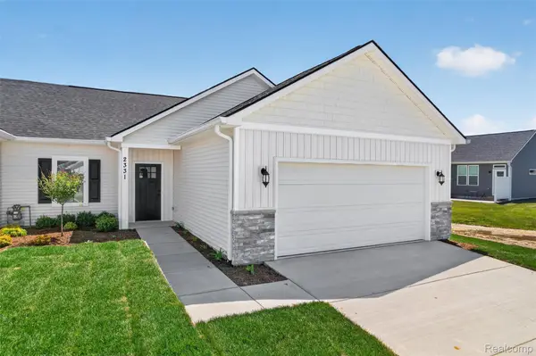 2331 Gilder Drive, Howell, MI 48843