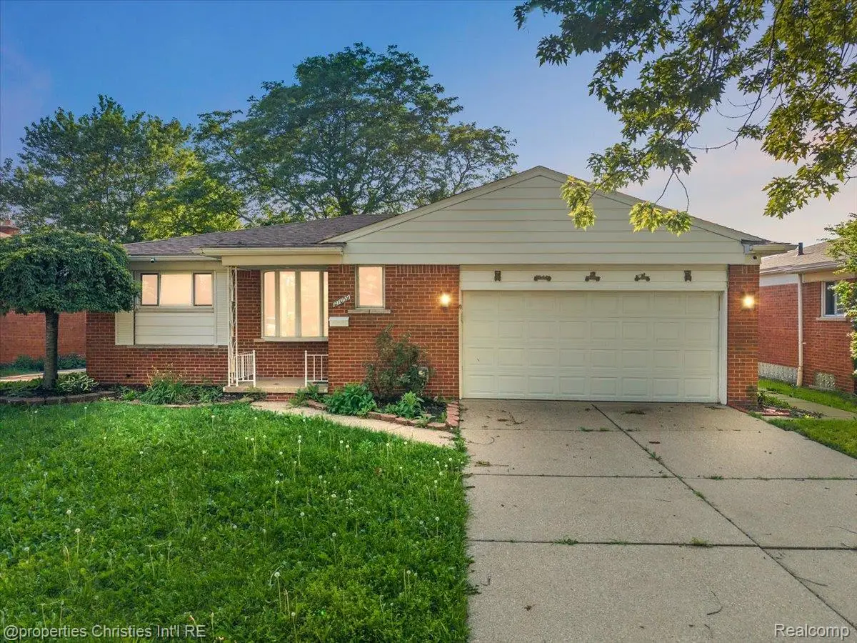 27059 Shackett Avenue, Warren, MI 48093 - #1