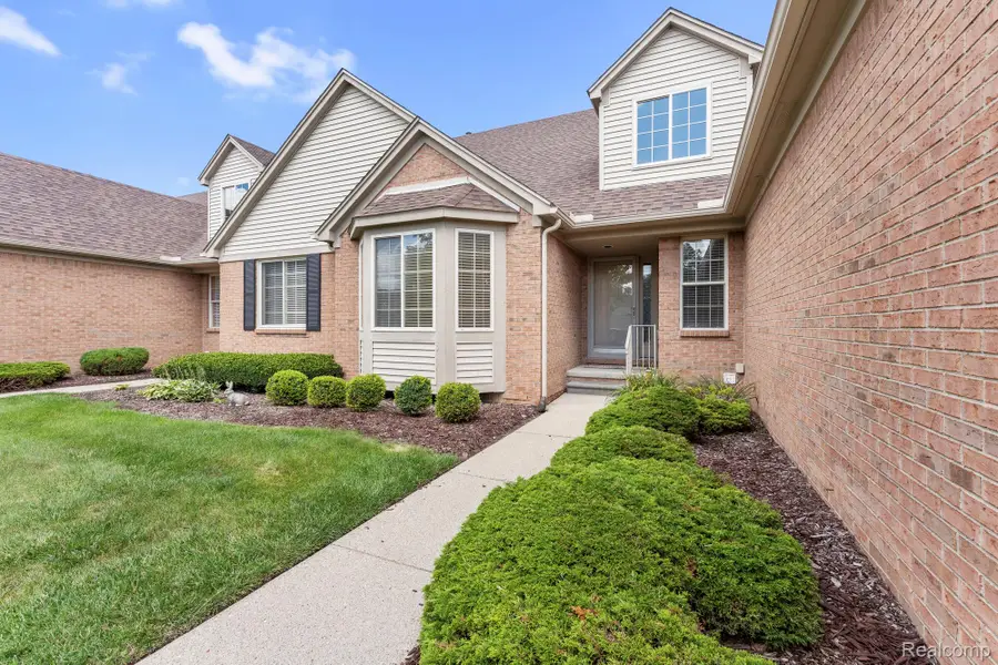 17437 Averhill Boulevard, Macomb, MI 48042 - #2