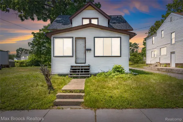 268 S Paddock Street, Pontiac, MI 48342