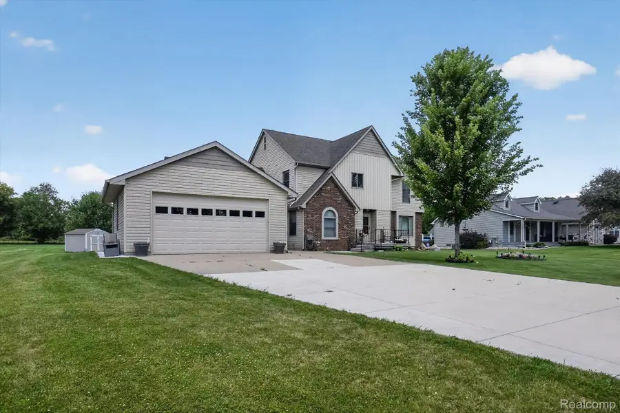6888 Slawski Drive, Fowlerville, MI 48836 - #2