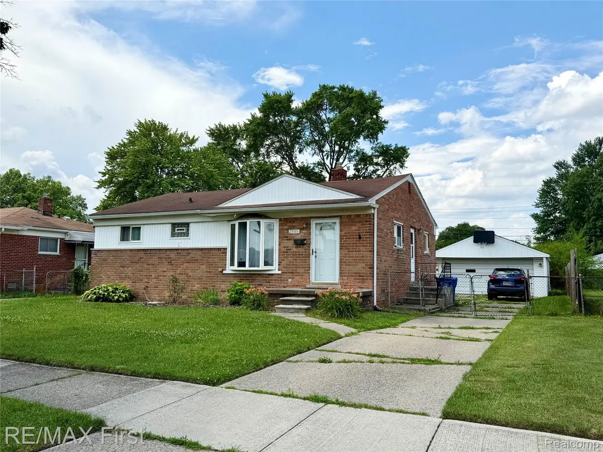 23915 Romano Street, Warren, MI 48091 - #1