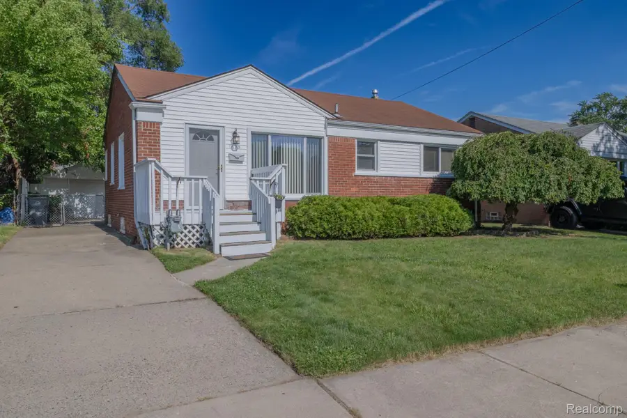 1455 Jeffrey Lane, Inkster, MI 48141 - #3