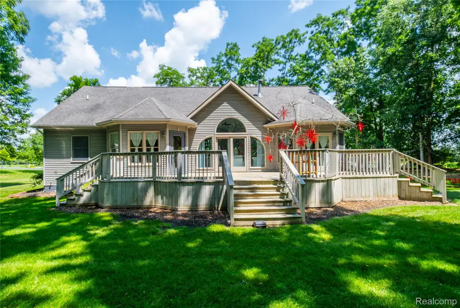 13268 Harborview Drive, Linden, MI 48451 - #2