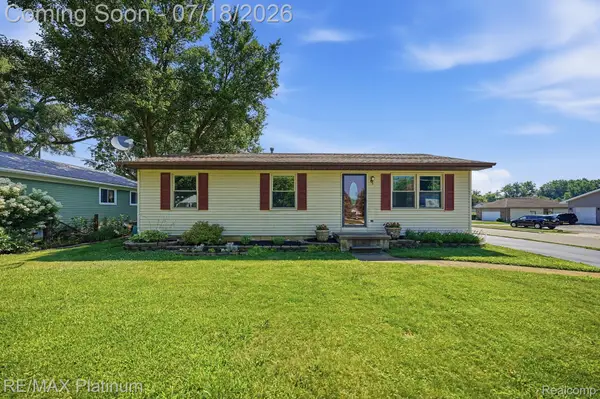 127 S East Street, Fowlerville, MI 48836