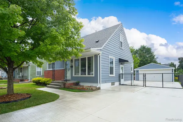 6905 Lathers Street, GardenCity, MI 48135