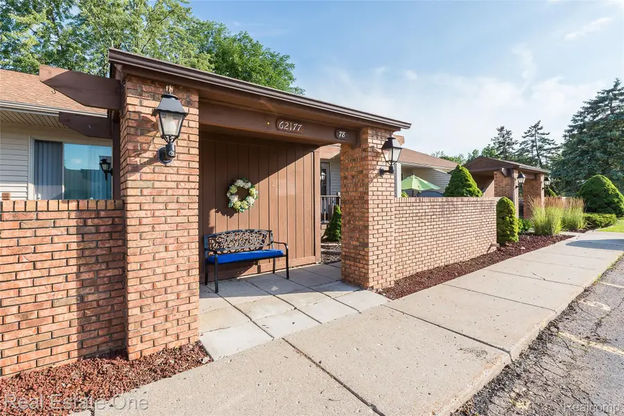 62177 Ticonderoga #4, South Lyon, MI 48178 - #3