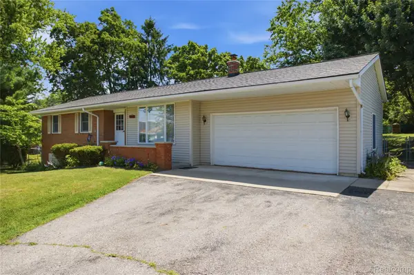 1517 W Oakley Park Road, WalledLake, MI 48390