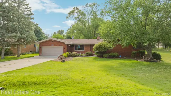 2810 Walbridge Road, RochesterHills, MI 48307