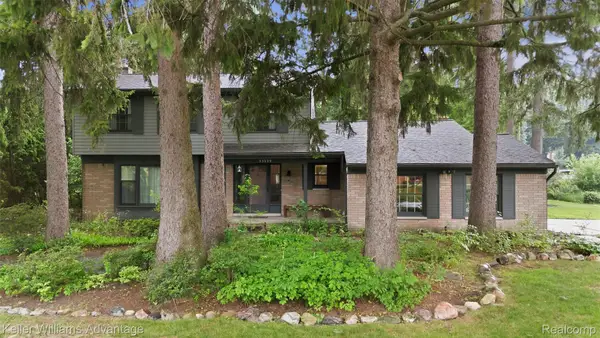 23229 Gilbar Street, Novi, MI 48375