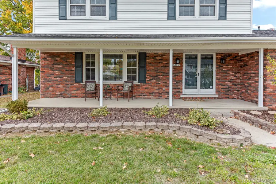 16515 Festian Drive, Clinton Township, MI 48035 - #3
