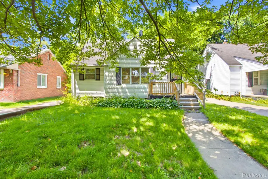 18649 Avon Avenue, Detroit, MI 48219 - #2