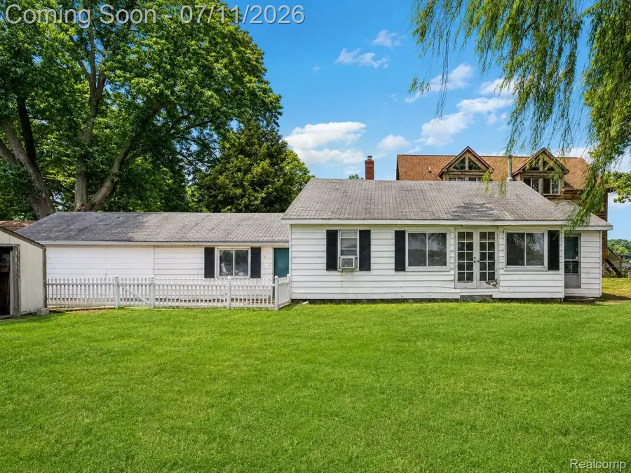 95 N Hulbert Street, White Lake, MI 48386 - #2