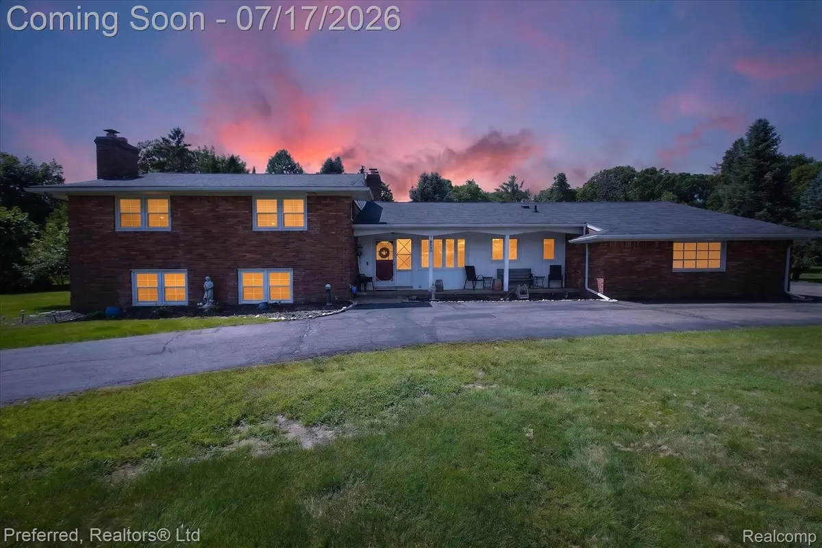 22519 Woodrising Lane, Farmington Hills, MI 48335 - #1