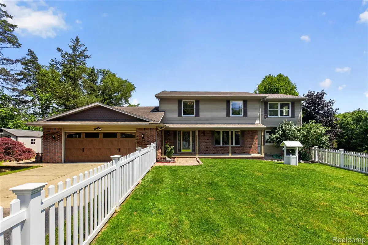 7186 River Road, Flushing, MI 48433 - #1