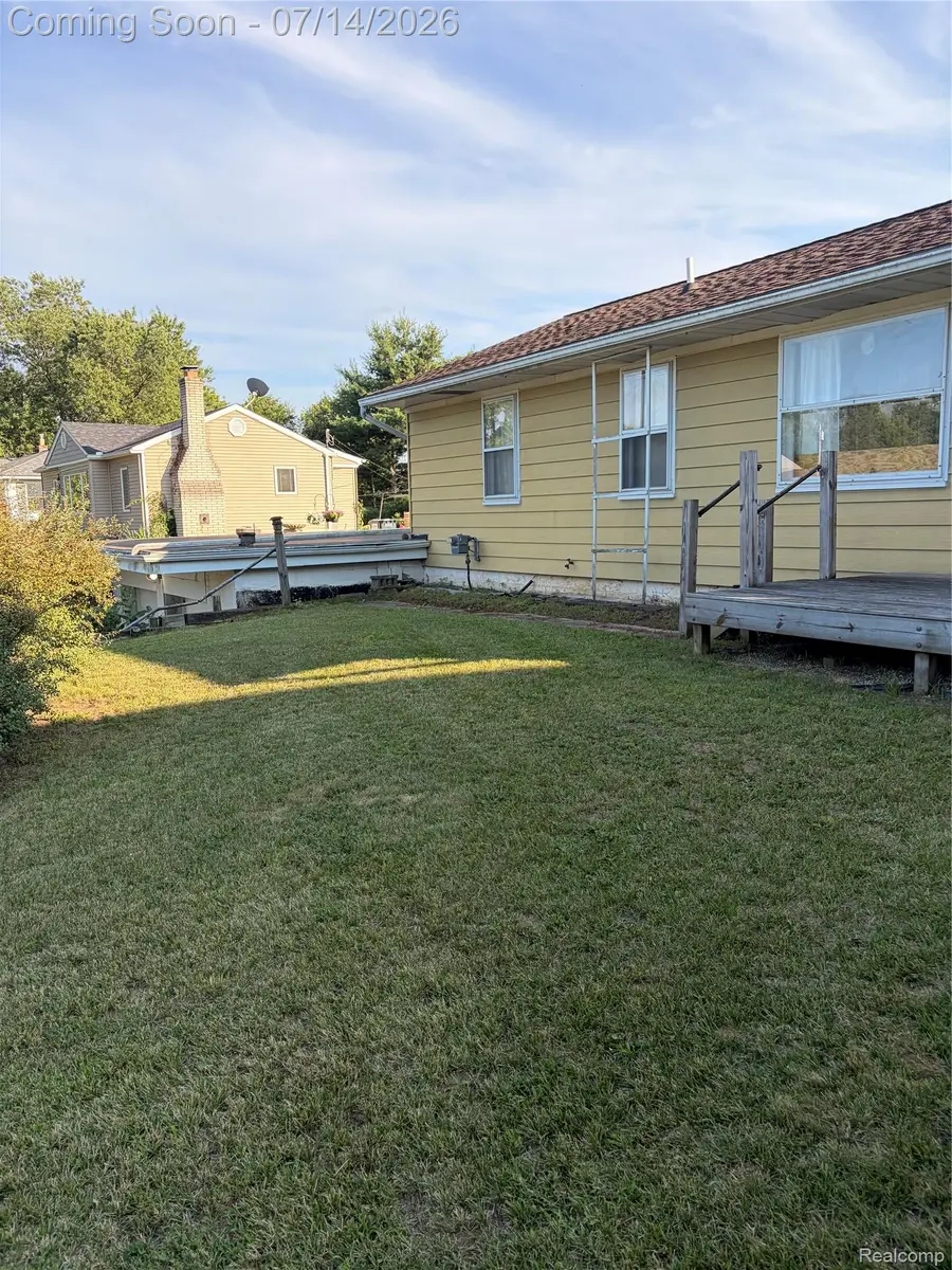10150 Pheasant Lake Road, South Lyon, MI 48178 - #2