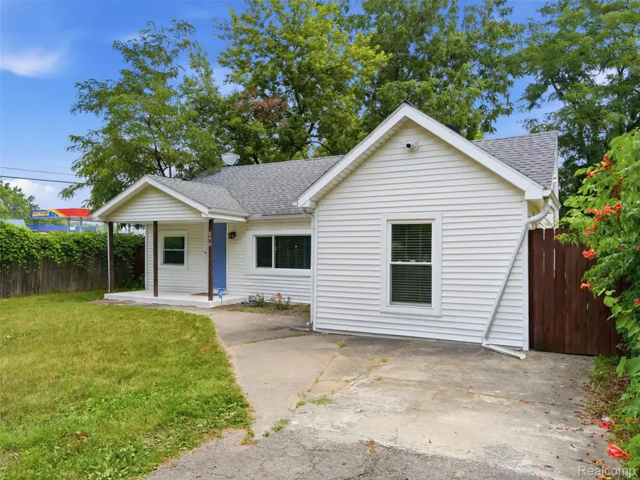 890 E Grand Boulevard, Ypsilanti, MI 48198 - #3