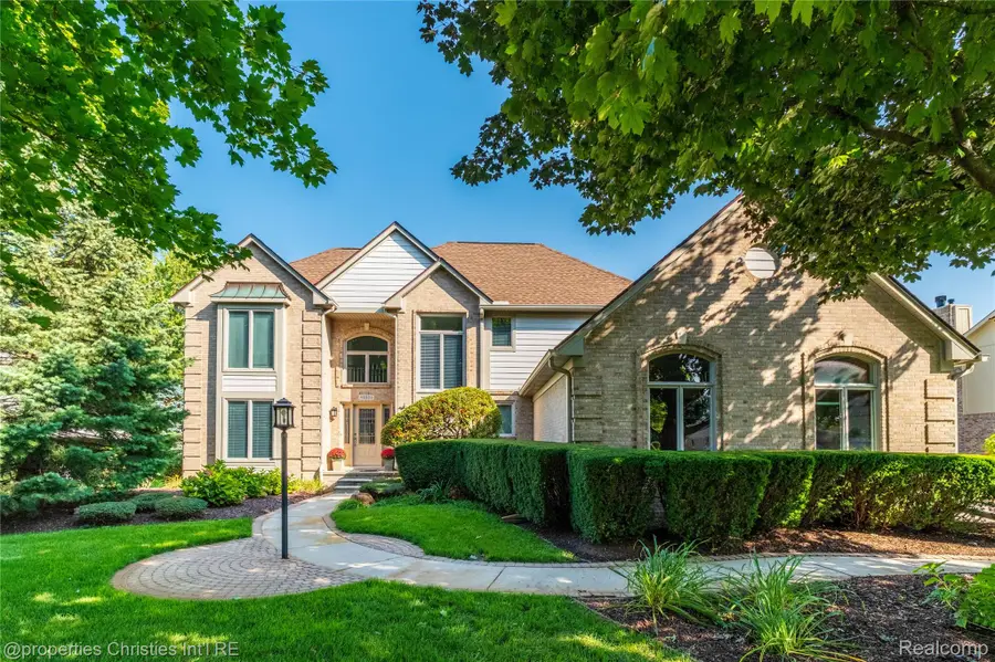 48806 Thornbury Drive, Novi, MI 48374 - #2